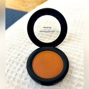 BAREMINERALS - GEN NUDE POWDER BLUSH. Color-Let’s go nude